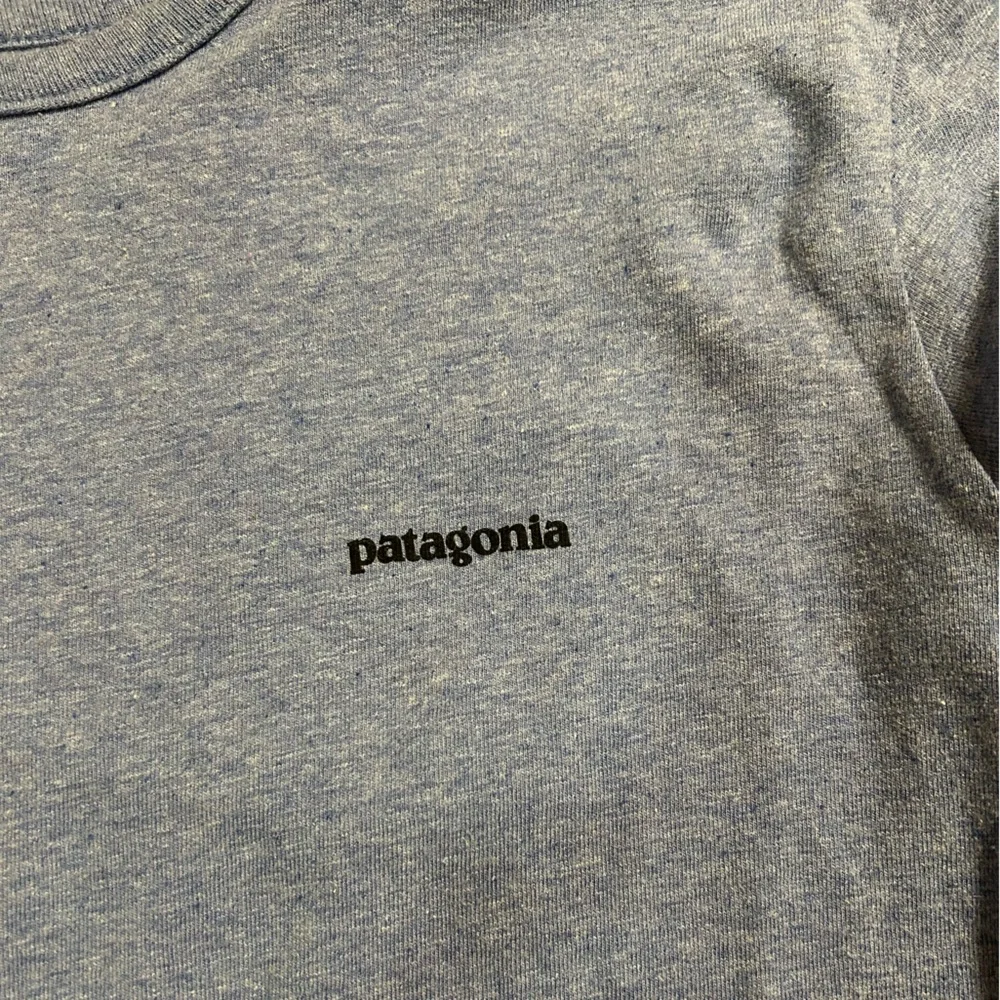 Patagonia Heather Blue Crew Neck Shirt - Picture 3 of 7
